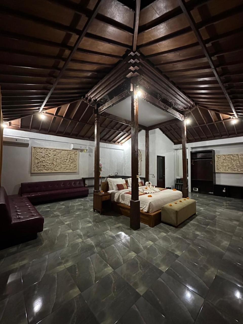 Kampoeng Joglo Abangan Ubud Hotel Exterior photo