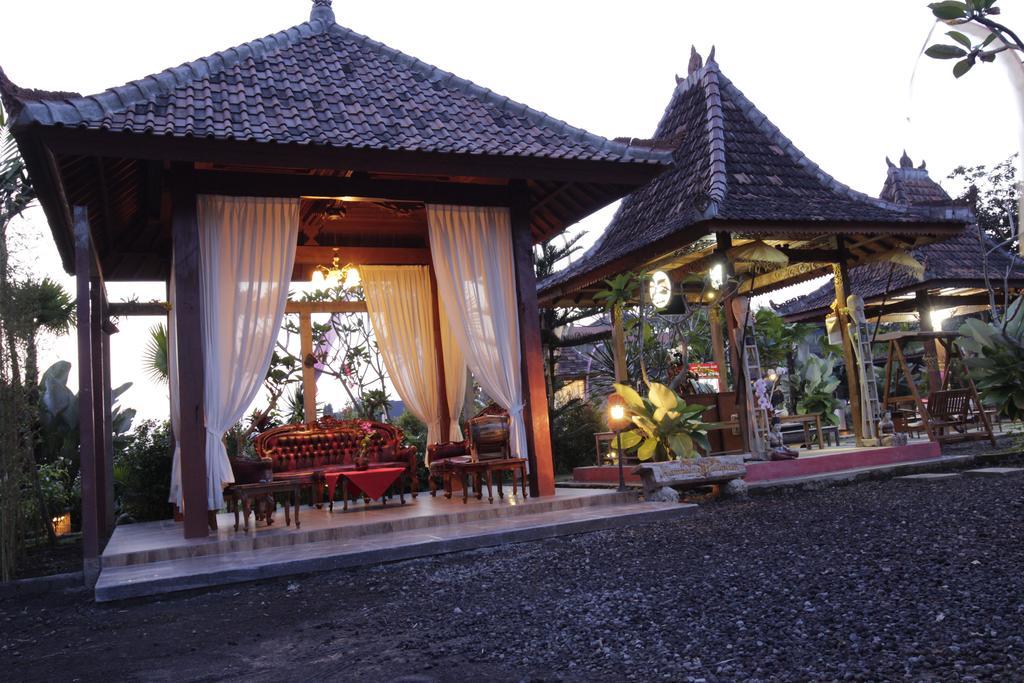 Kampoeng Joglo Abangan Ubud Hotel Exterior photo